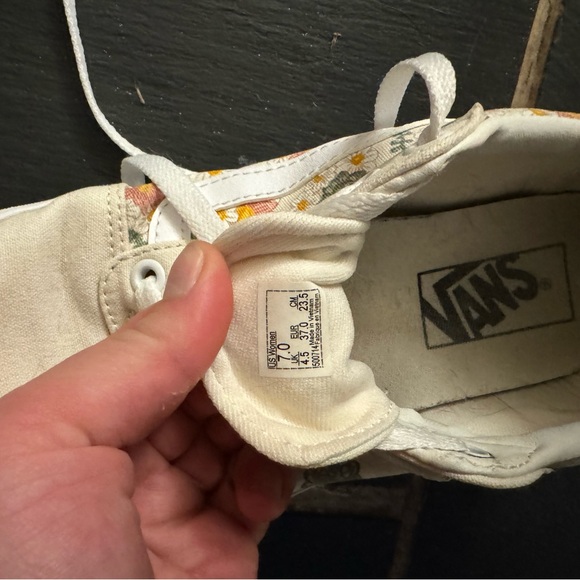 Floral Vans - Picture 4 of 4